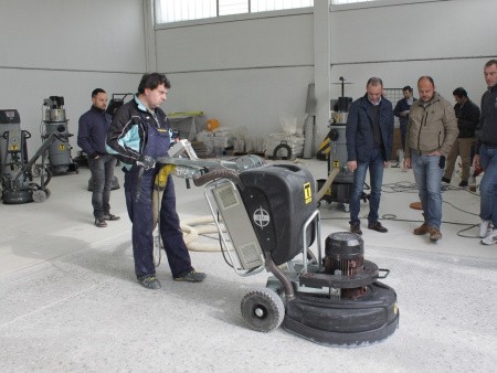 Промышленный пылесос Coynco, применение со шлифовальными машинами Промышленный пылесос Coynco, применение со шлифовальными машинами